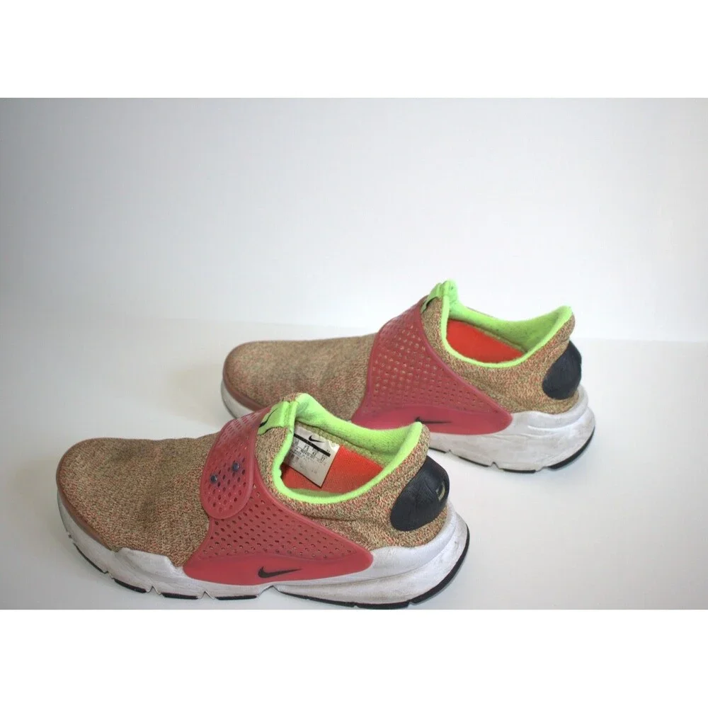 NIKE Sock Dart Ghost Green/Watermelon Multicolor Women's Size‎ 10